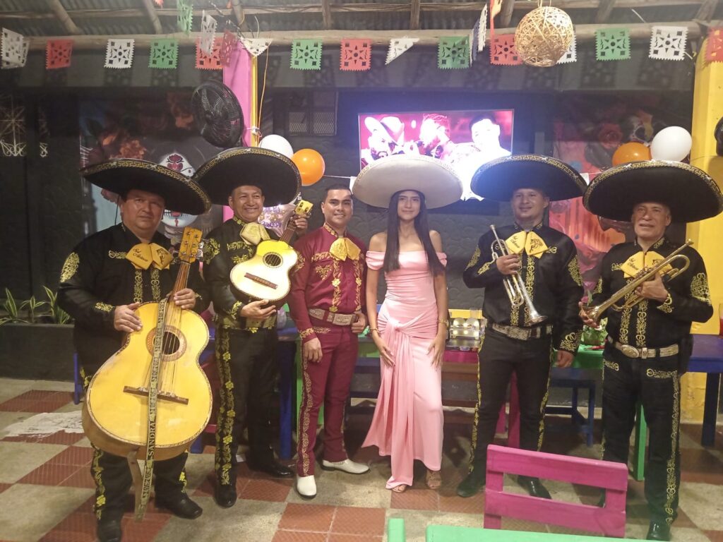 Mariachi Sol Azteca Mariachiiii 1024x768