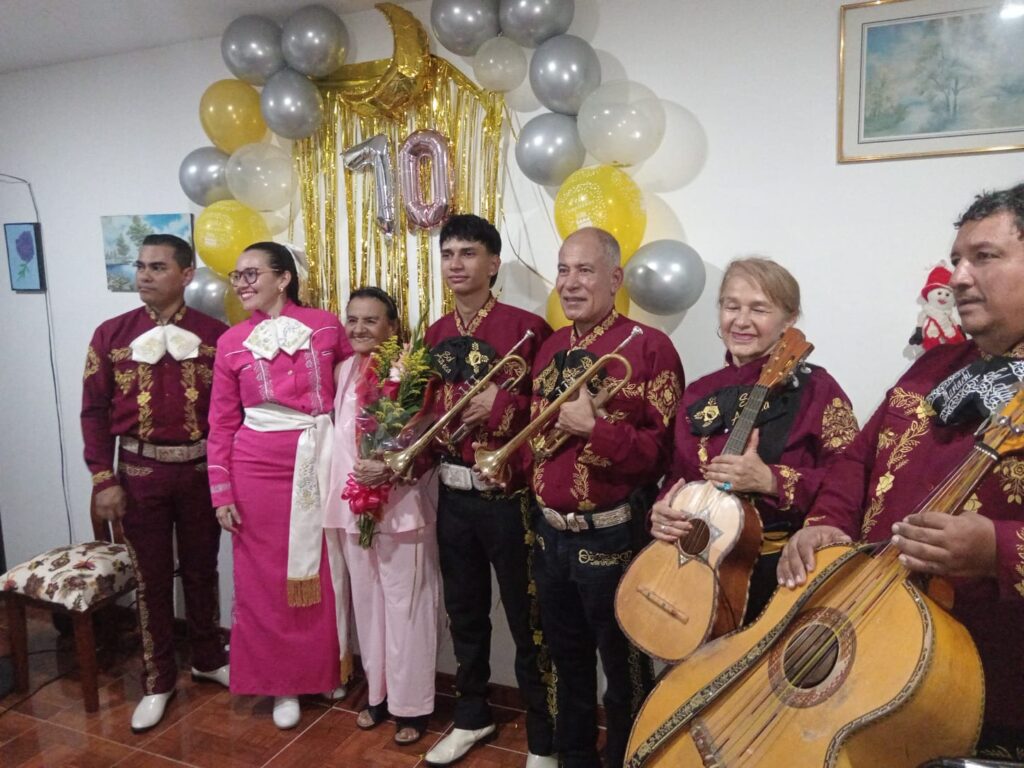 Mariachi Sol Azteca Mariachiiiiiiiiiiiiii 1024x768